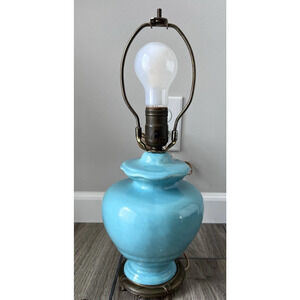 Vtg Mid Century Robins Egg Blue Ceramic Asian Ginger Jar & Brass Base Table Lamp